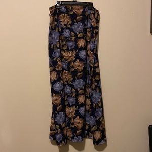 Emma James skirt size 10